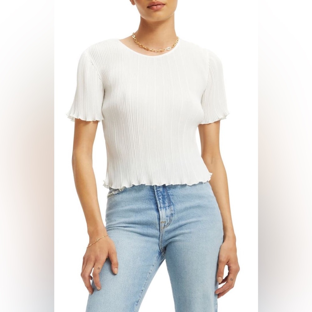 Plissé T-Shirt
GOOD AMERICAN nwt size 00/0